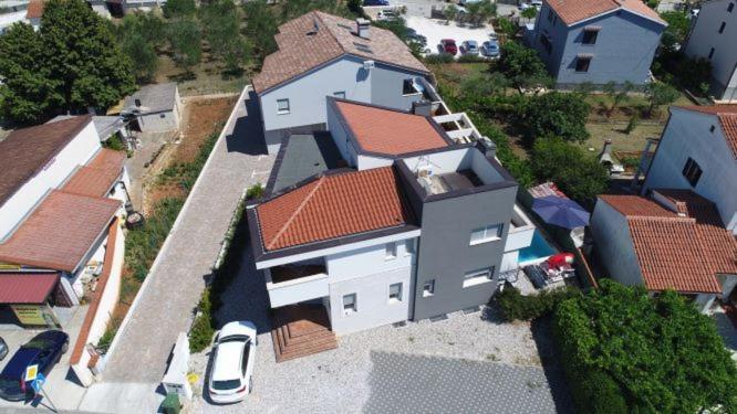 Apartments Peti Пула Экстерьер фото
